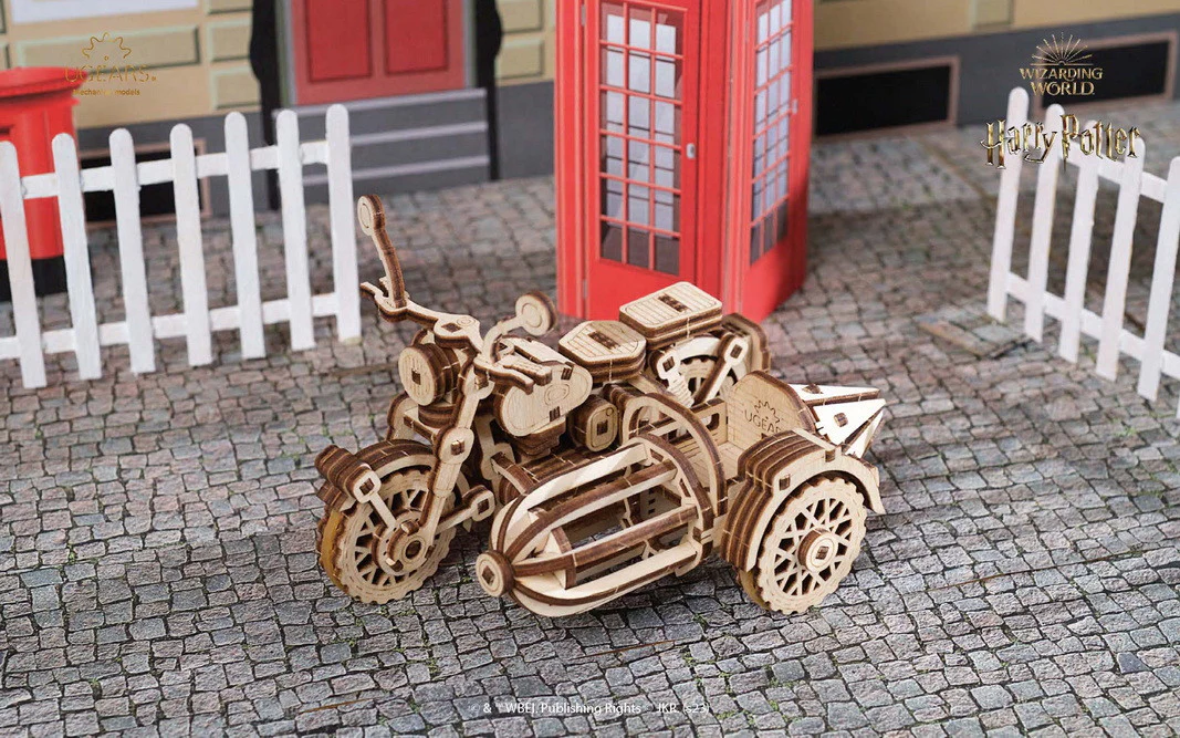 Ugears Harry Potter Hagrids Flying Motorbike - Image 3