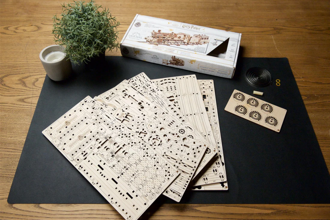 Ugears Harry Potter Hogwarts Express - Image 7